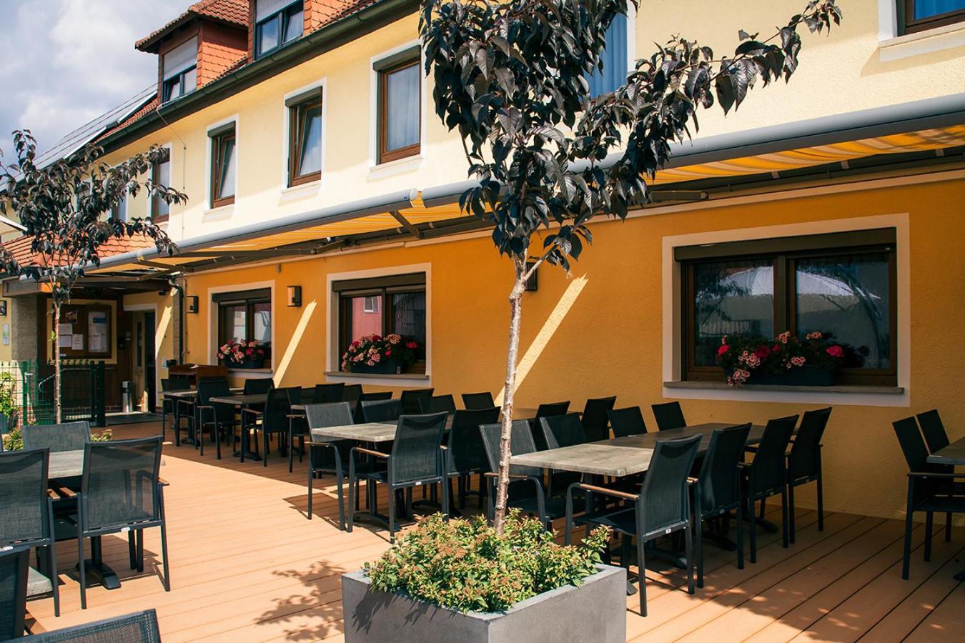 Hotel Spitzenpfeil Michelau in Oberfranken Екстер'єр фото