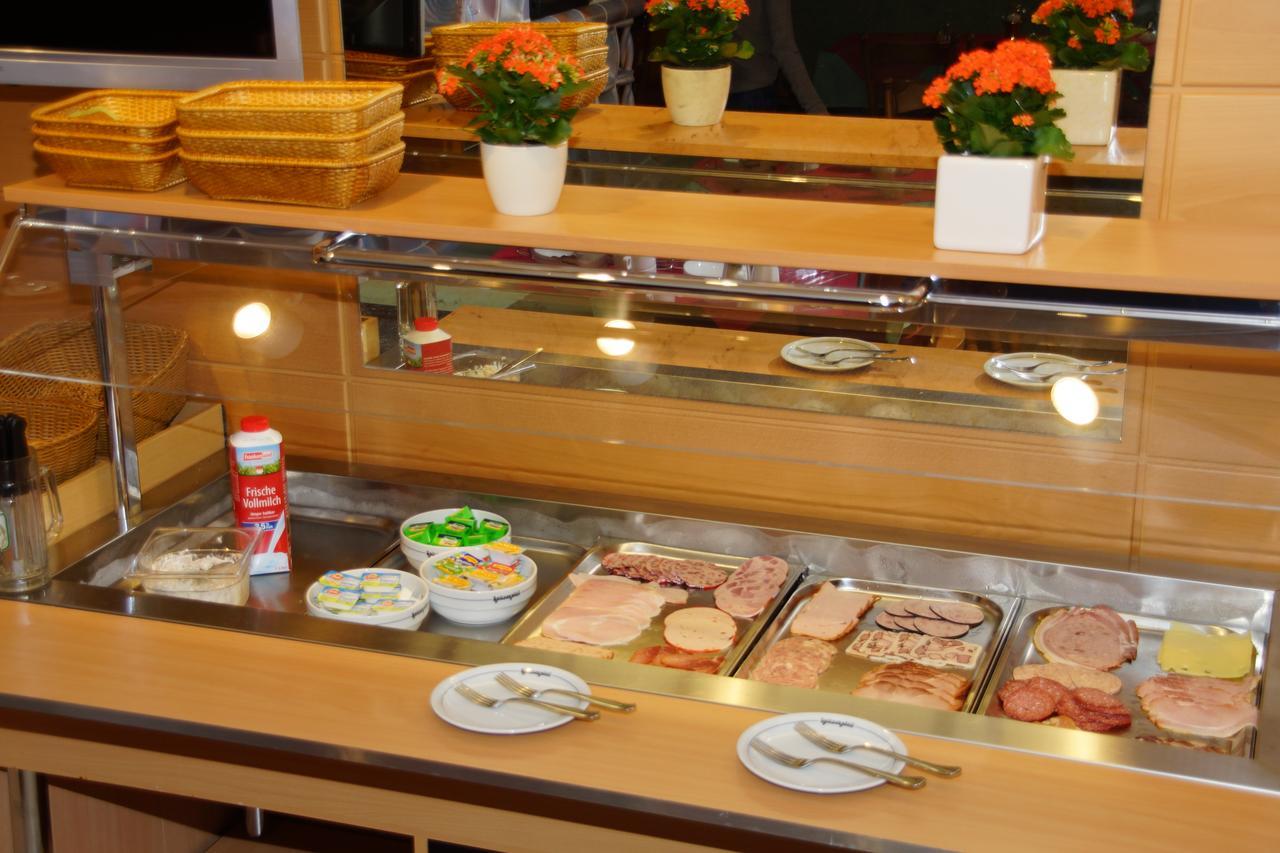 Hotel Spitzenpfeil Michelau in Oberfranken Екстер'єр фото
