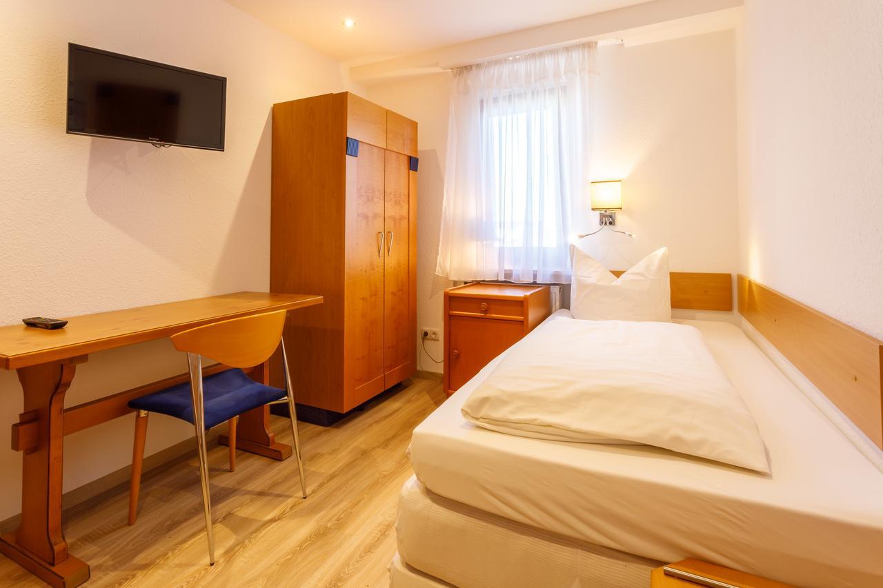 Hotel Spitzenpfeil Michelau in Oberfranken Екстер'єр фото
